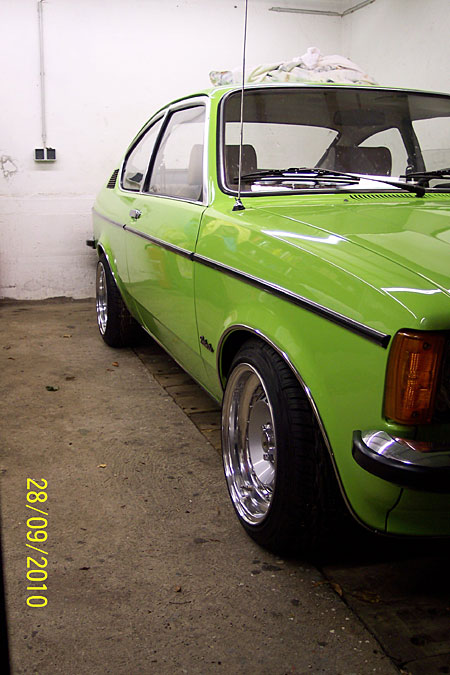 brilliantgr&uuml;nes Coupe