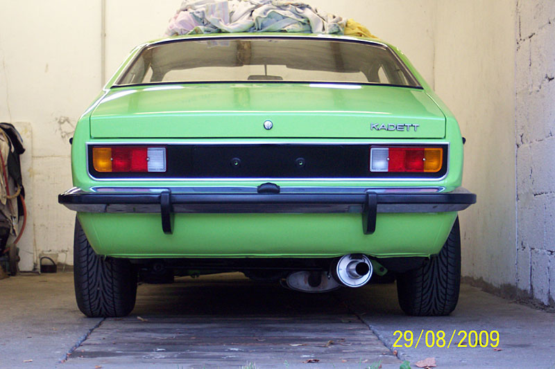 brilliantgr&uuml;nes Coupe