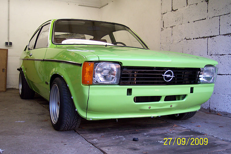 brilliantgr&uuml;nes Coupe